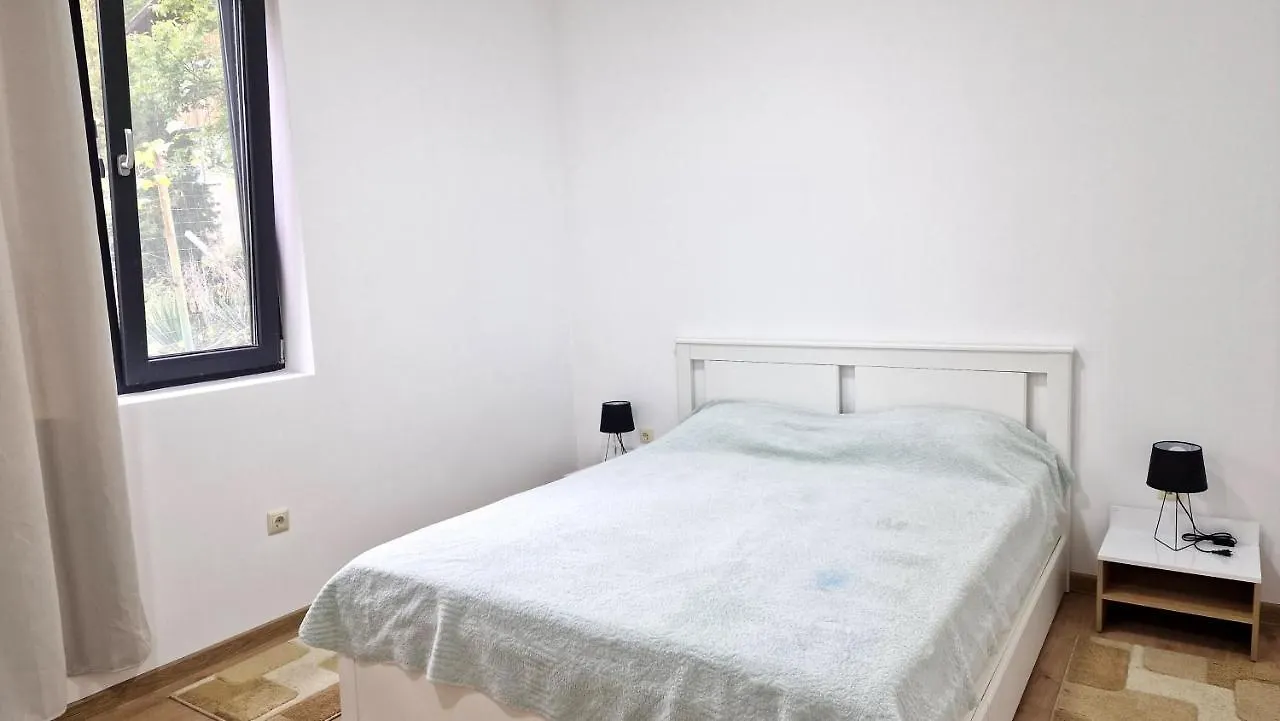 Holiday home Ray Seaview Guest House. Уютный Домик В Варне Varna